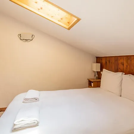 Апартаменты Balcon De L'arve - Charming Duplex In Centre