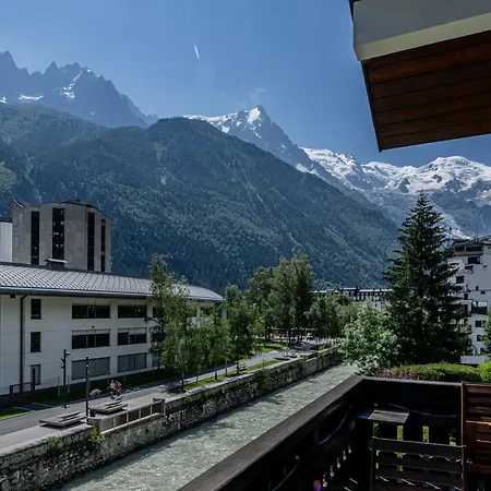 Апартаменты Balcon De L'arve - Charming Duplex In Centre